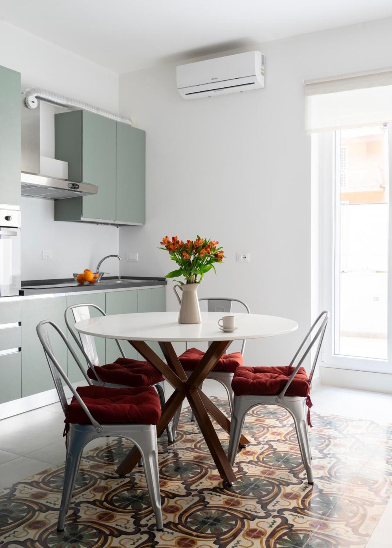 @Urhome - Luxury Accommodation روما المظهر الخارجي الصورة